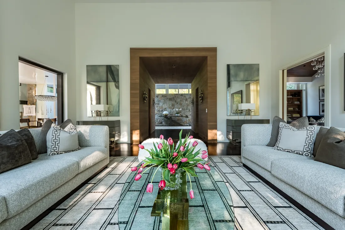 Avalon — Living room
