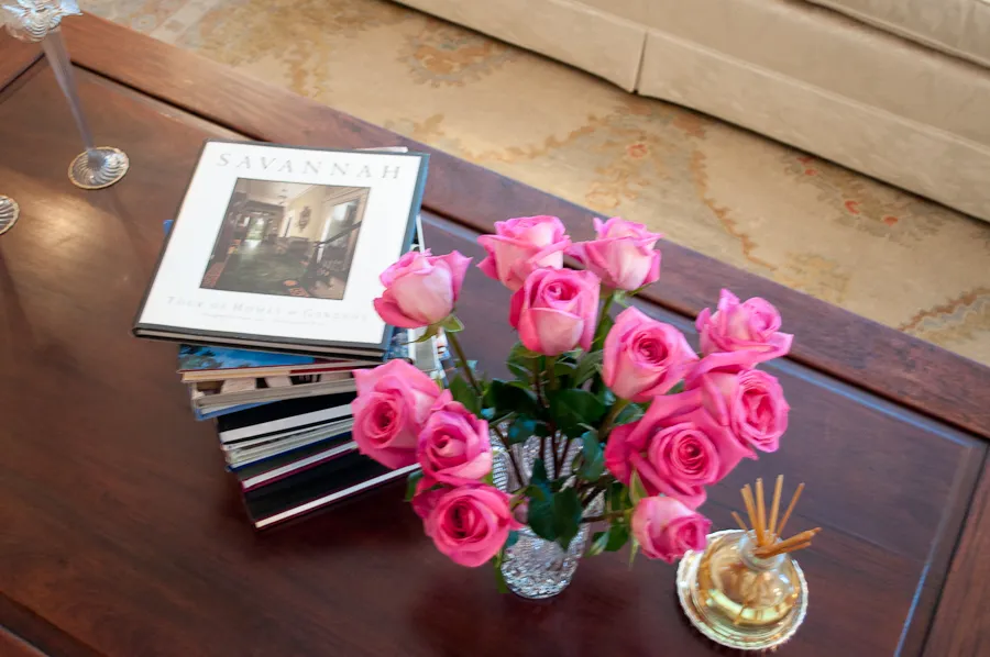 Park Place on Peachtree — Roses, detail