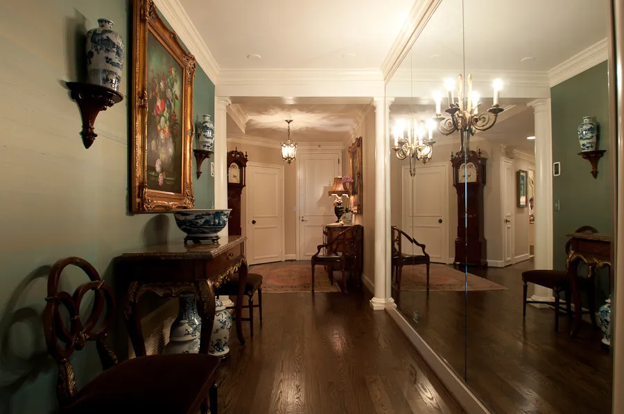 Park Place on Peachtree — Hall