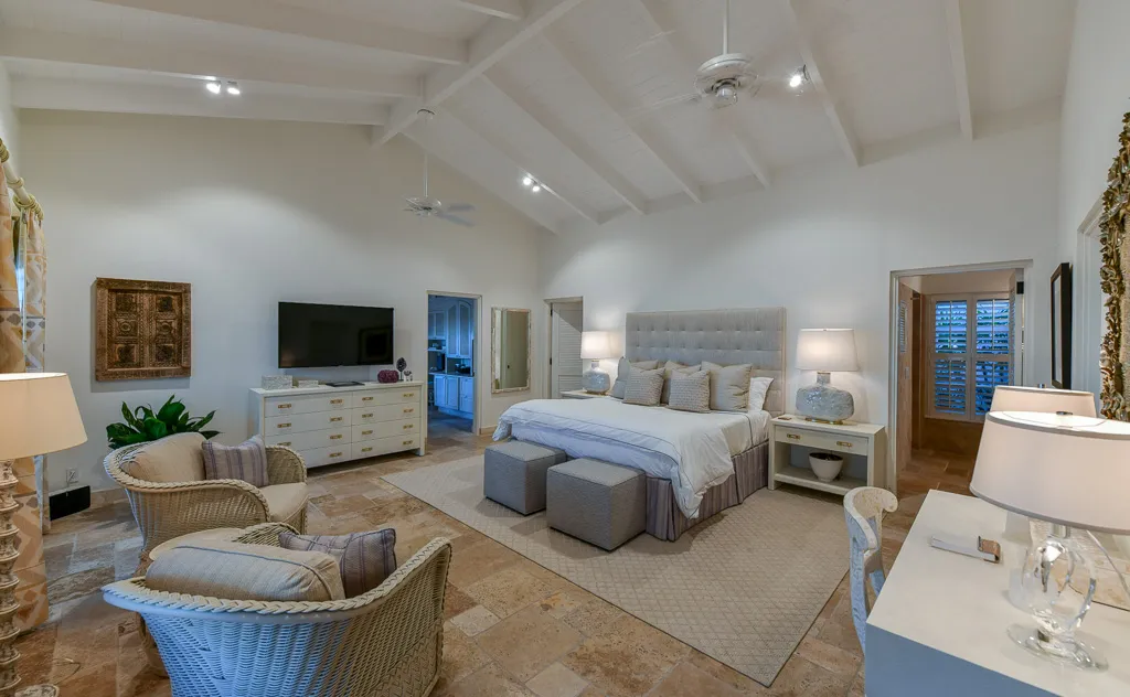 Tortuga — Primary bedroom