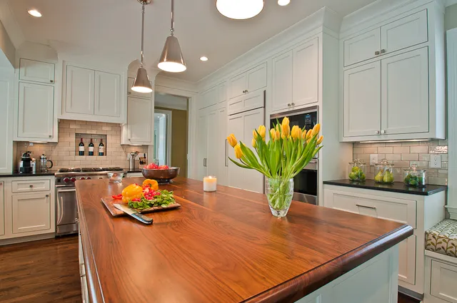 Tuxedo Park — Kitchen island