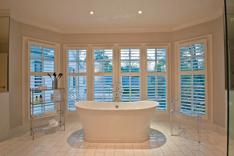 Tuxedo Park — Bath with freestanding tub