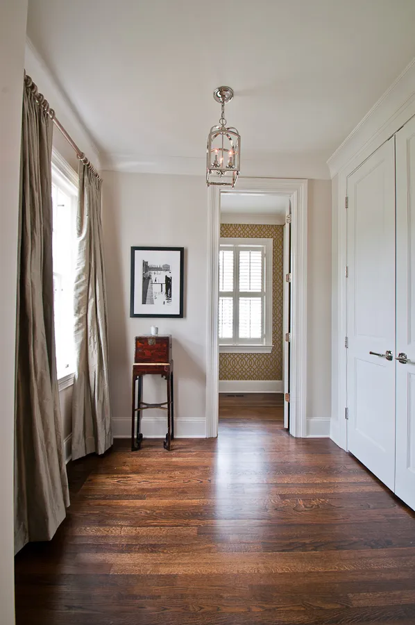 Tuxedo Park — Hallway with lantern
