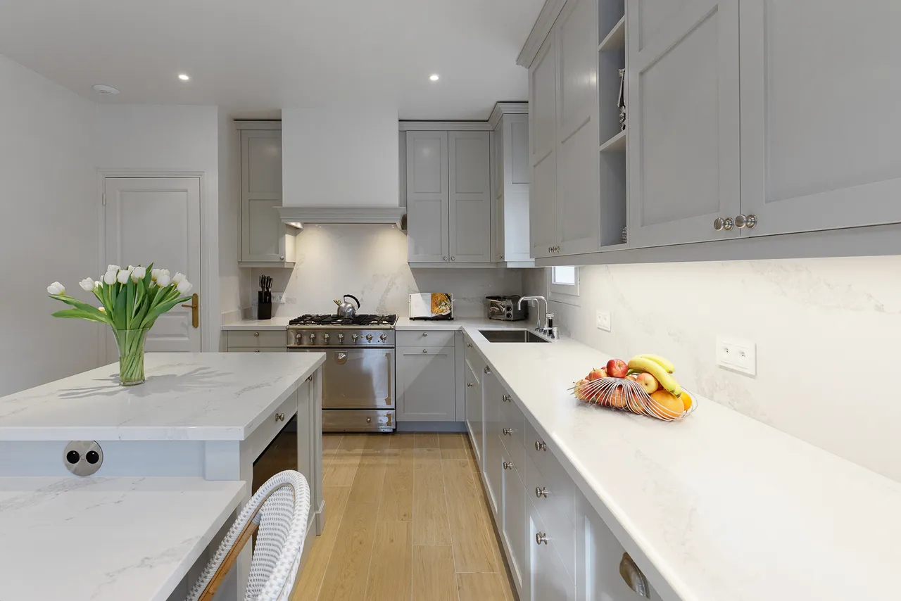 Côte d’Azur — Kitchen
