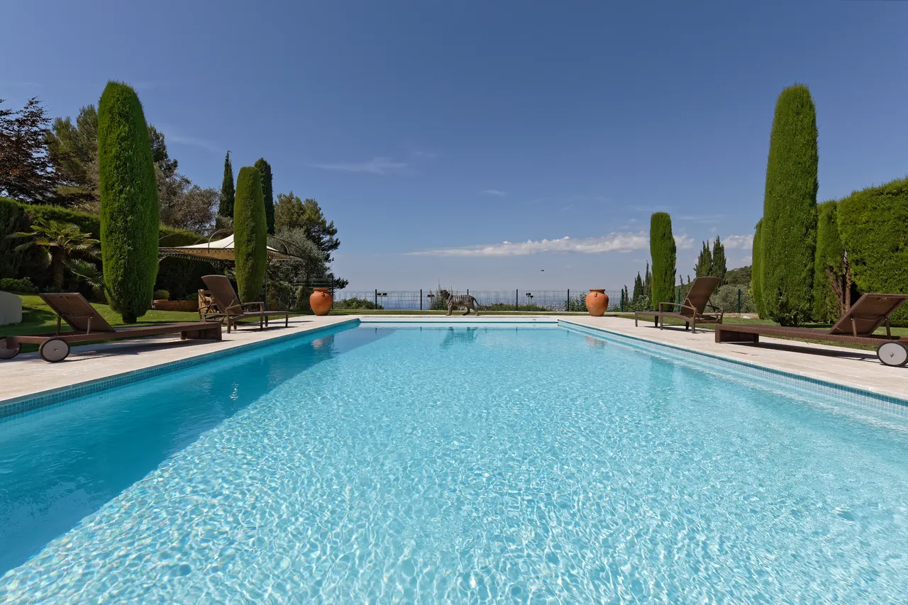 Côte d’Azur — Pool and cypress garden